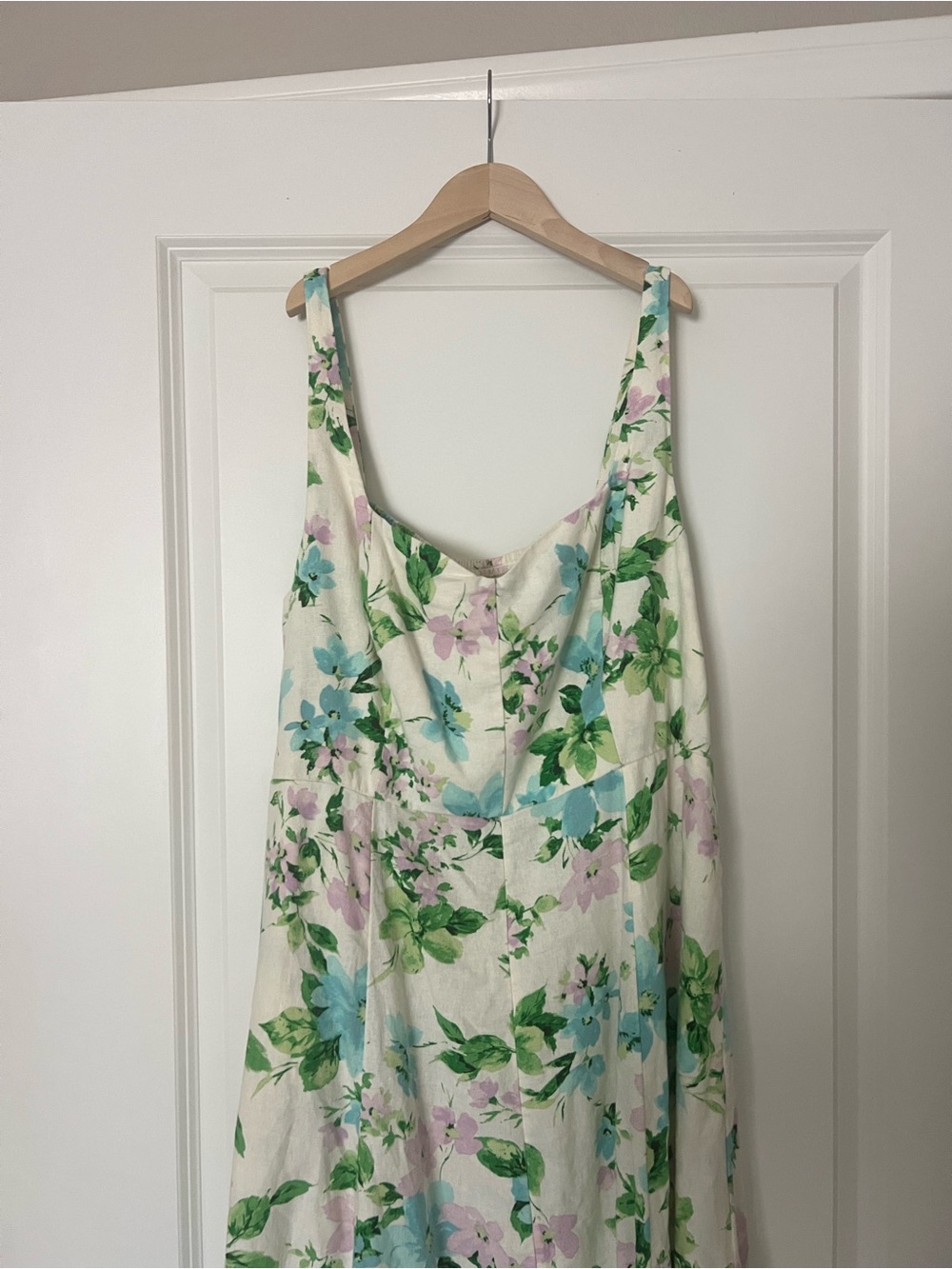 Old Navy Floral Cowl Neck Summer Dress in Cream with Blue & Green Flowers - Picture 2 of 5